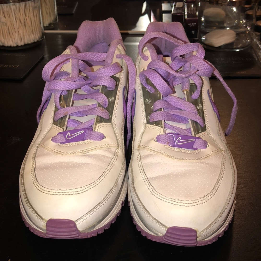 Nike Air Max white & Lavender sneakers 6.5